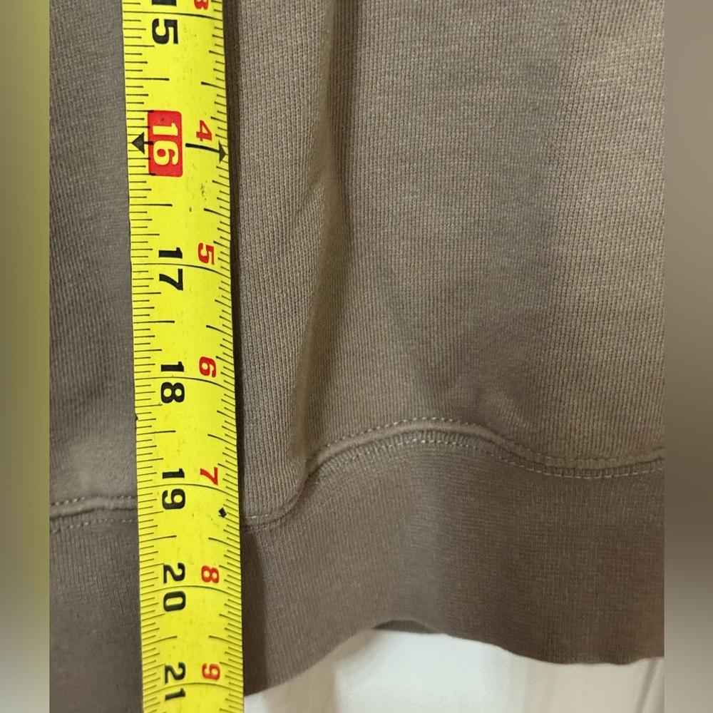 Fear of God Essentials Crewneck High End Tan Streetwear Youth Girls L - Picture 6 of 7
